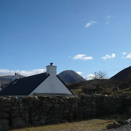 Glas Bheinn Cottage Luib Exterior photo